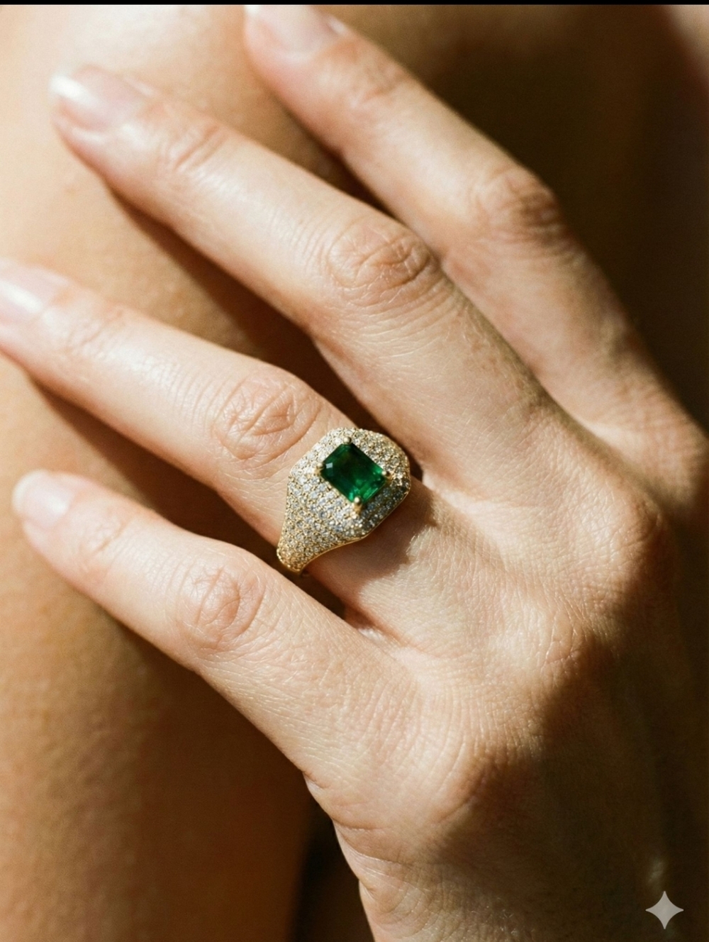 Emerald Multi Diamonds ring
